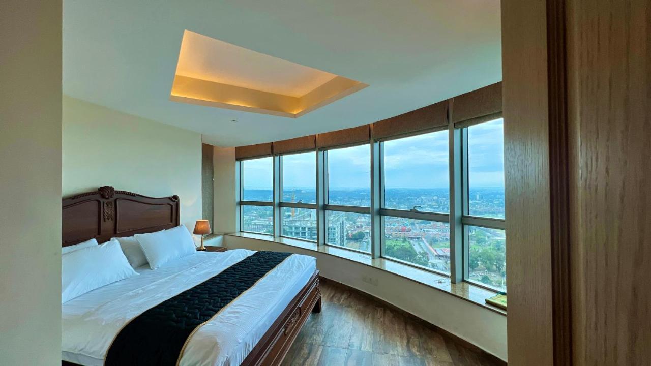 Centaurus Apartment Islámábád Exteriér fotografie