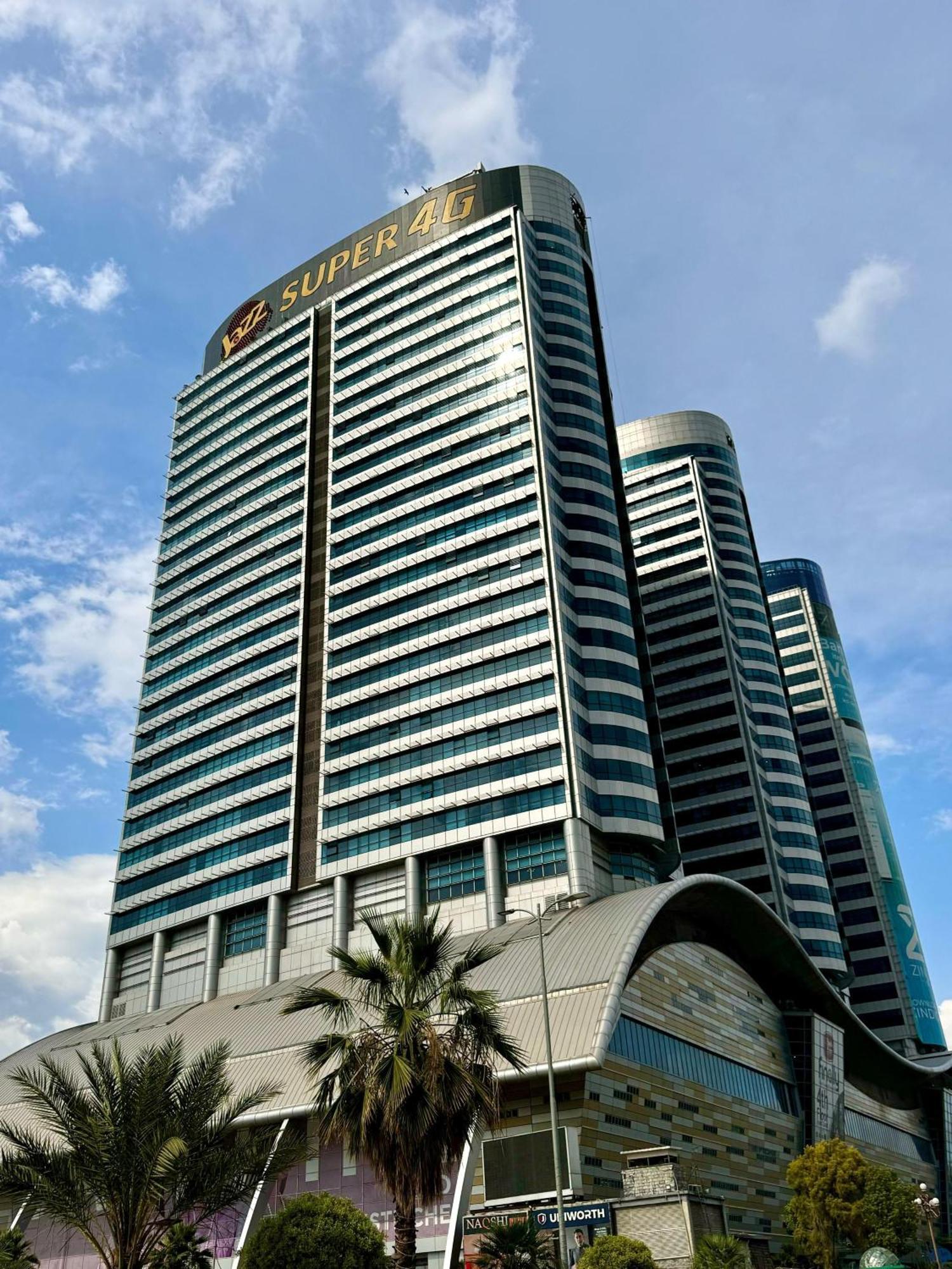 Centaurus Apartment Islámábád Exteriér fotografie